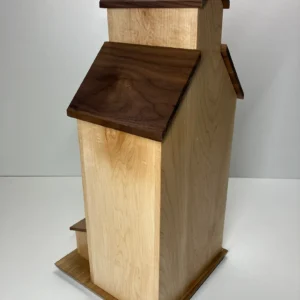 Urne funéraire (réplique d'élévateur à grains)