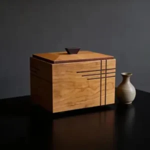 Urne funéraire artisanale                     Handcrafted funeral urn