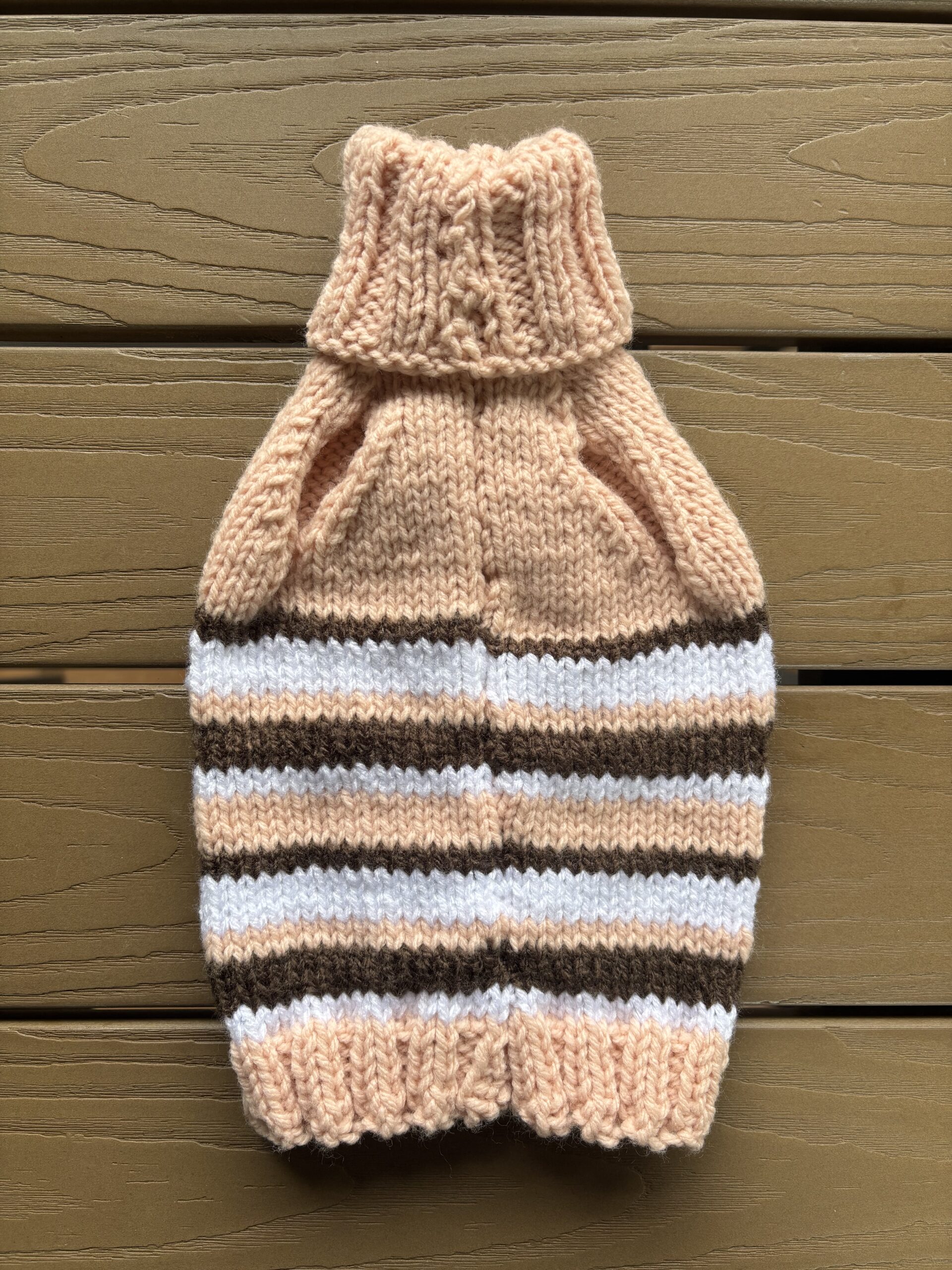 Chandail tricoté à la main pour chien et chat / Hand‑Knitted Sweater for Dogs and Cats – Image 2