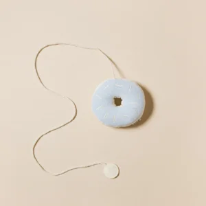 Jouet pour chat en forme de beigne / Donut Shaped Cat Toy