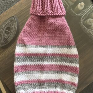 Chandail pour chien ou chat de 17 lbs ou moins / Sweater for dogs or cats weighing up to 17 lbs