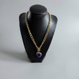 Le Collier Amour  /       The Love Necklace